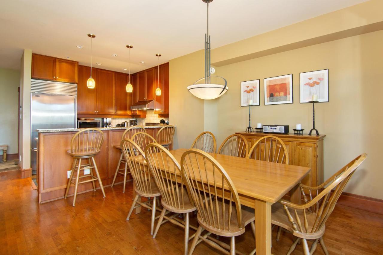 Taluswood The Heights 18 | Mountainside Townhome W/ Ski Access, Hot Tub, Tranquil Views Whistler Extérieur photo